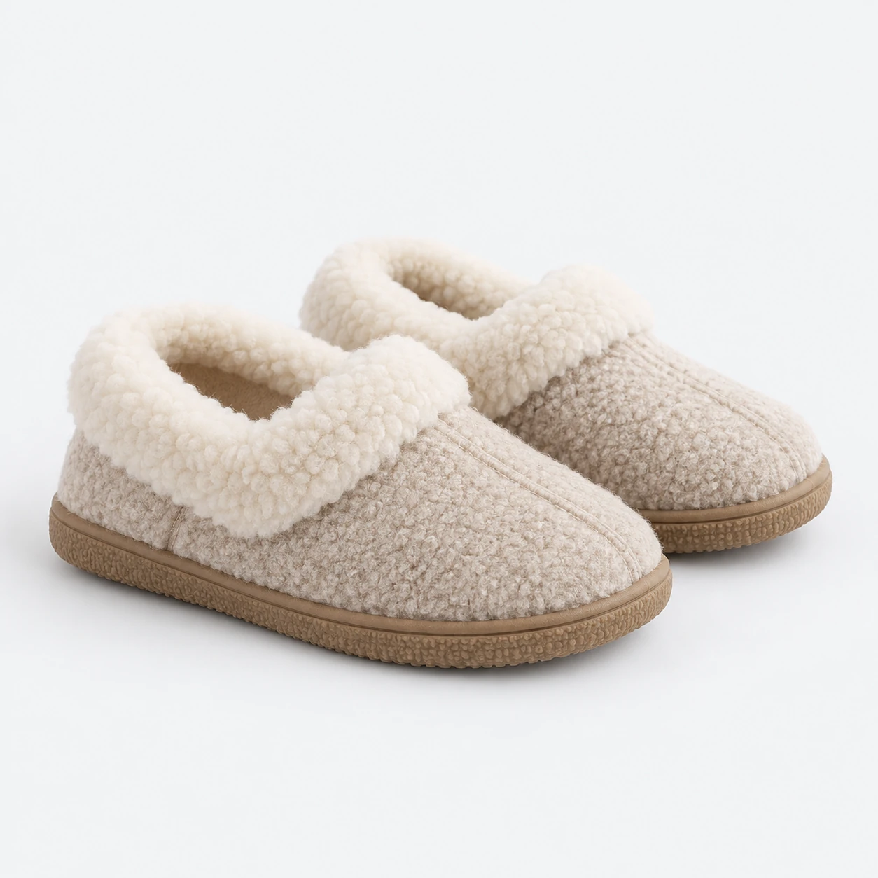 Oatmeal / ivory / light brown Nest Fleece Slipper